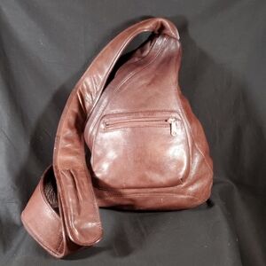 Paul & Taylor Sling Bag